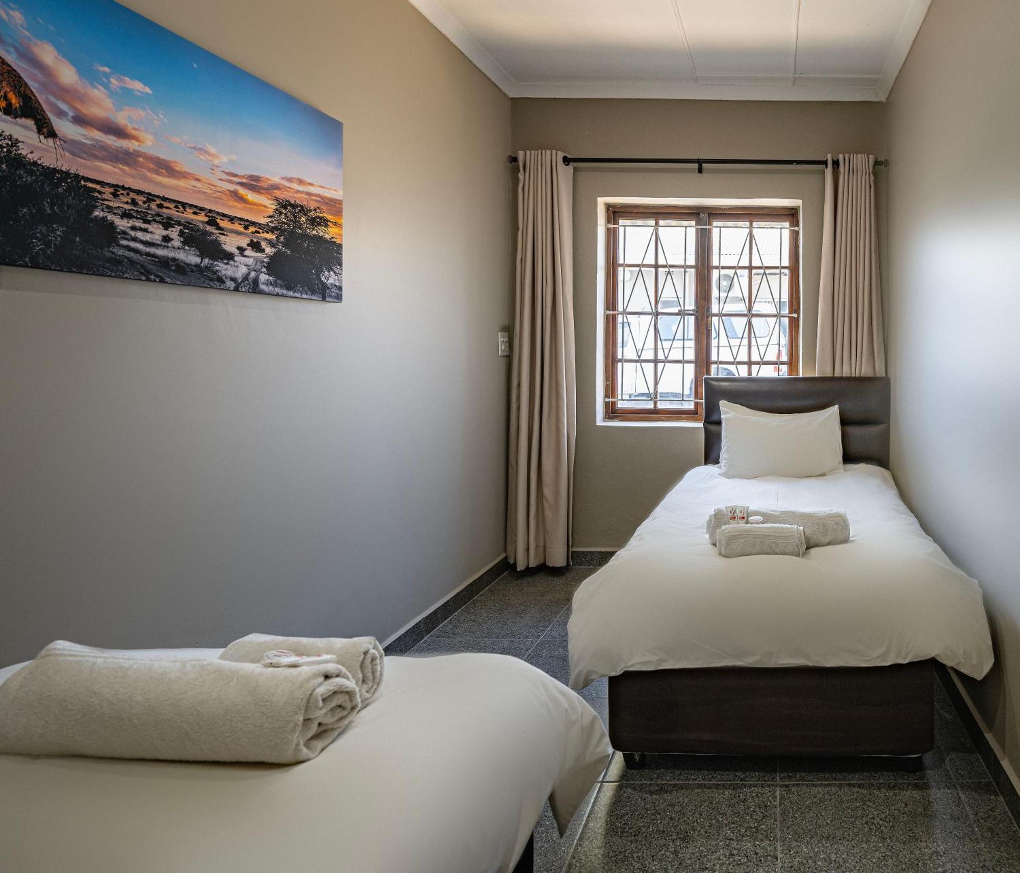 Calvinia Hotel מראה חיצוני תמונה