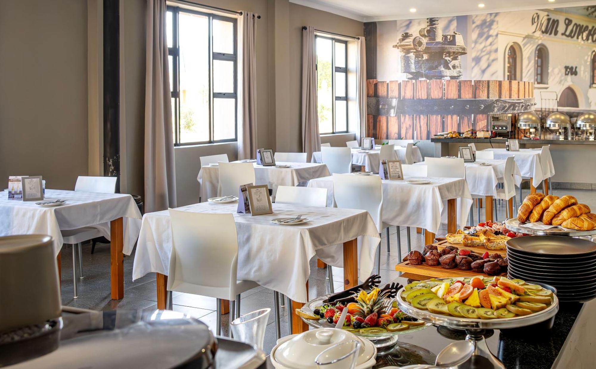 Calvinia Hotel מראה חיצוני תמונה